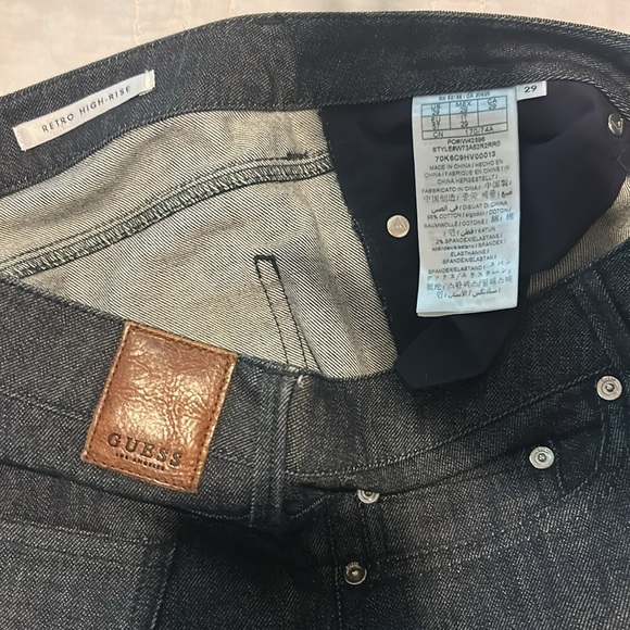 Guess Retro High Rise Embroidered Raw Hem Jeans Size 29 Denim - Picture 7 of 8